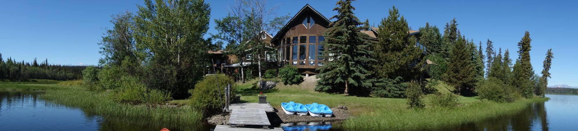 Eagle'S Nest Resort Anahim Lake Exterior photo